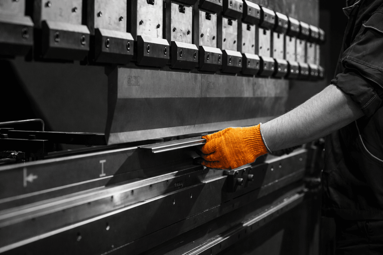 CNC PressBrake - Fold Metal